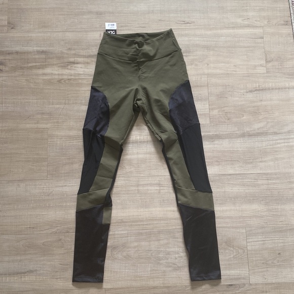 DLK, Medium, army green - Picture 2 of 3